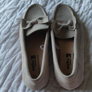 Size 38 slip on tan women's shoes